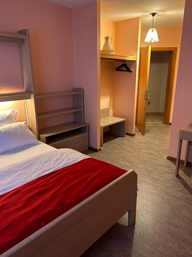 Hotel Edirol Vouvry Zewnętrze zdjęcie