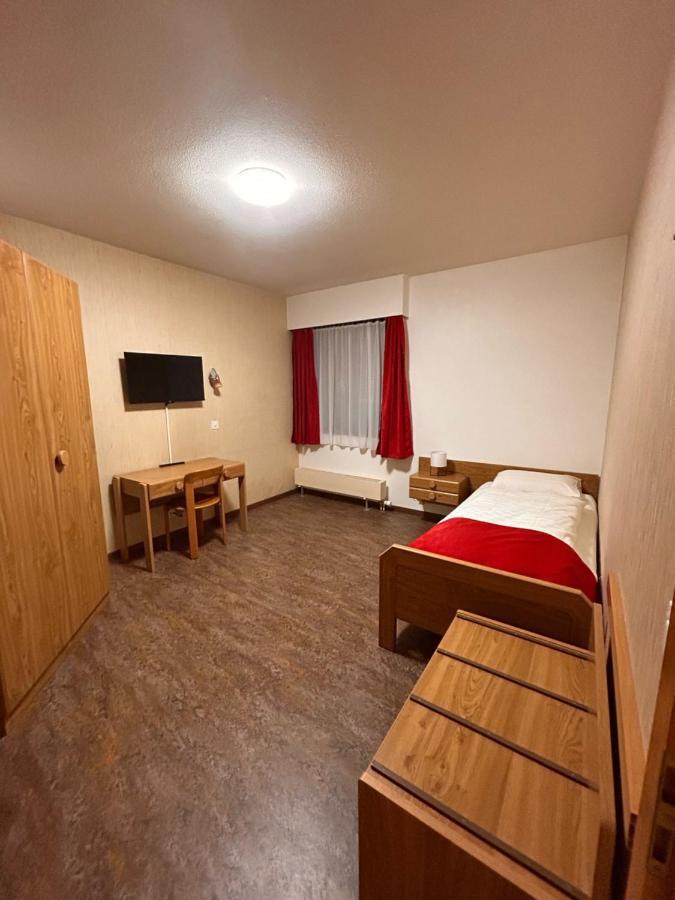 Hotel Edirol Vouvry Zewnętrze zdjęcie