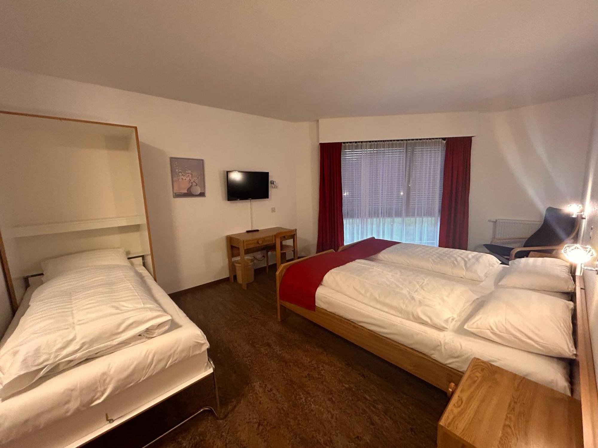 Hotel Edirol Vouvry Zewnętrze zdjęcie