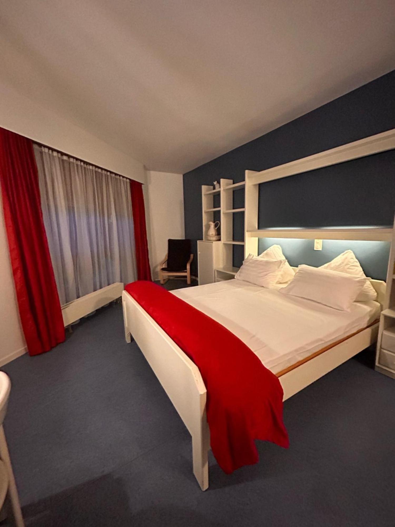 Hotel Edirol Vouvry Zewnętrze zdjęcie